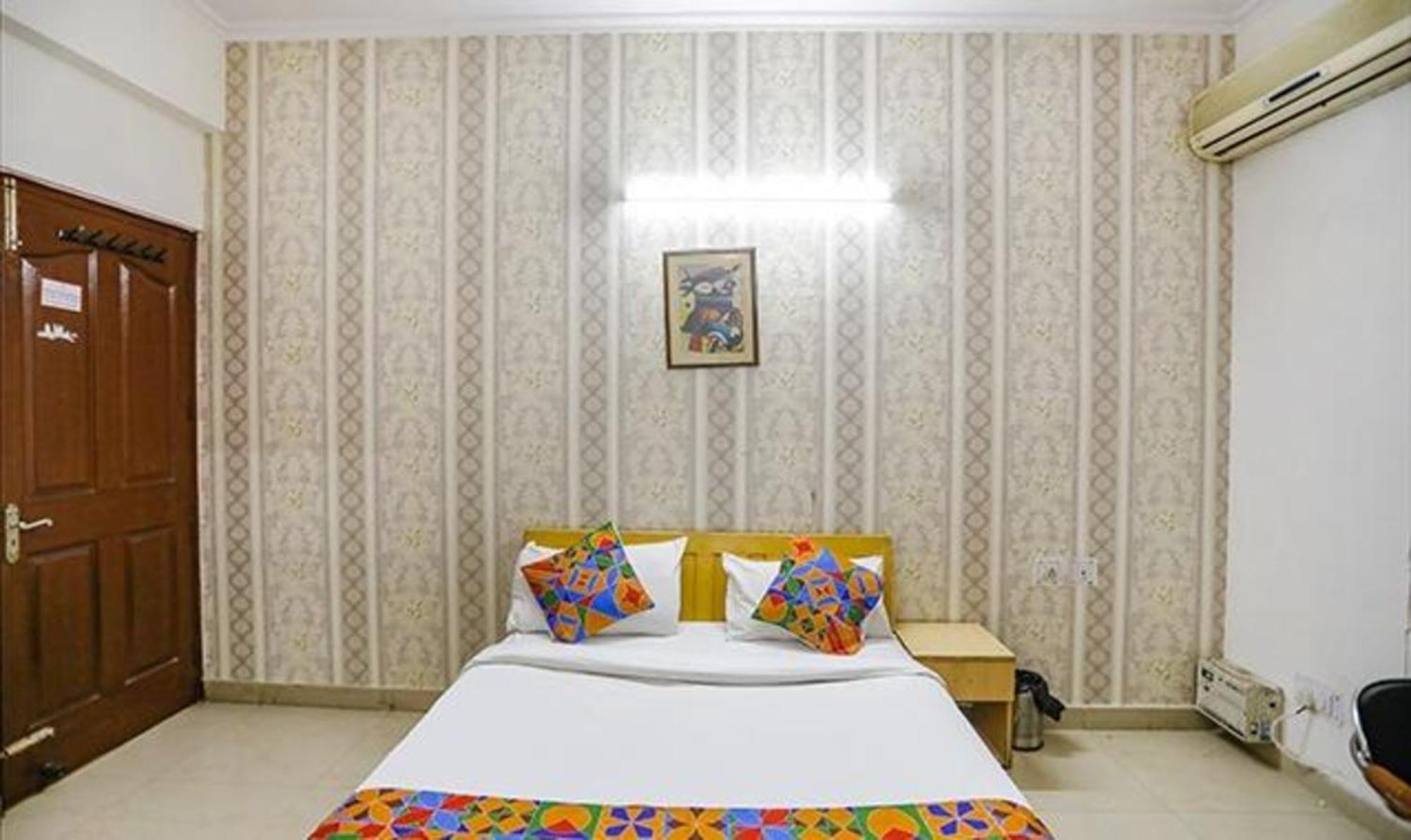 Fabexpress Ap International Hotel Noida Kültér fotó