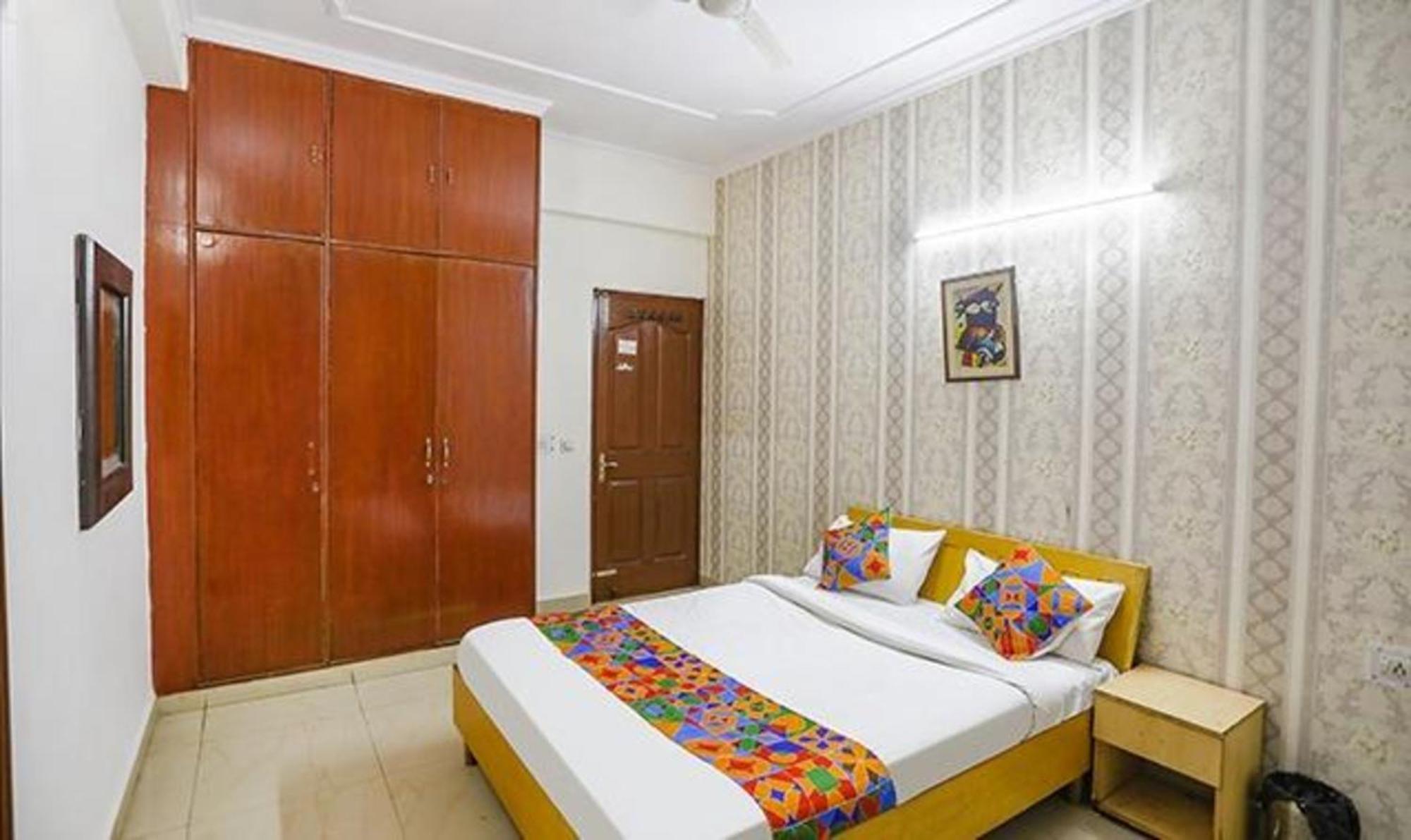 Fabexpress Ap International Hotel Noida Kültér fotó