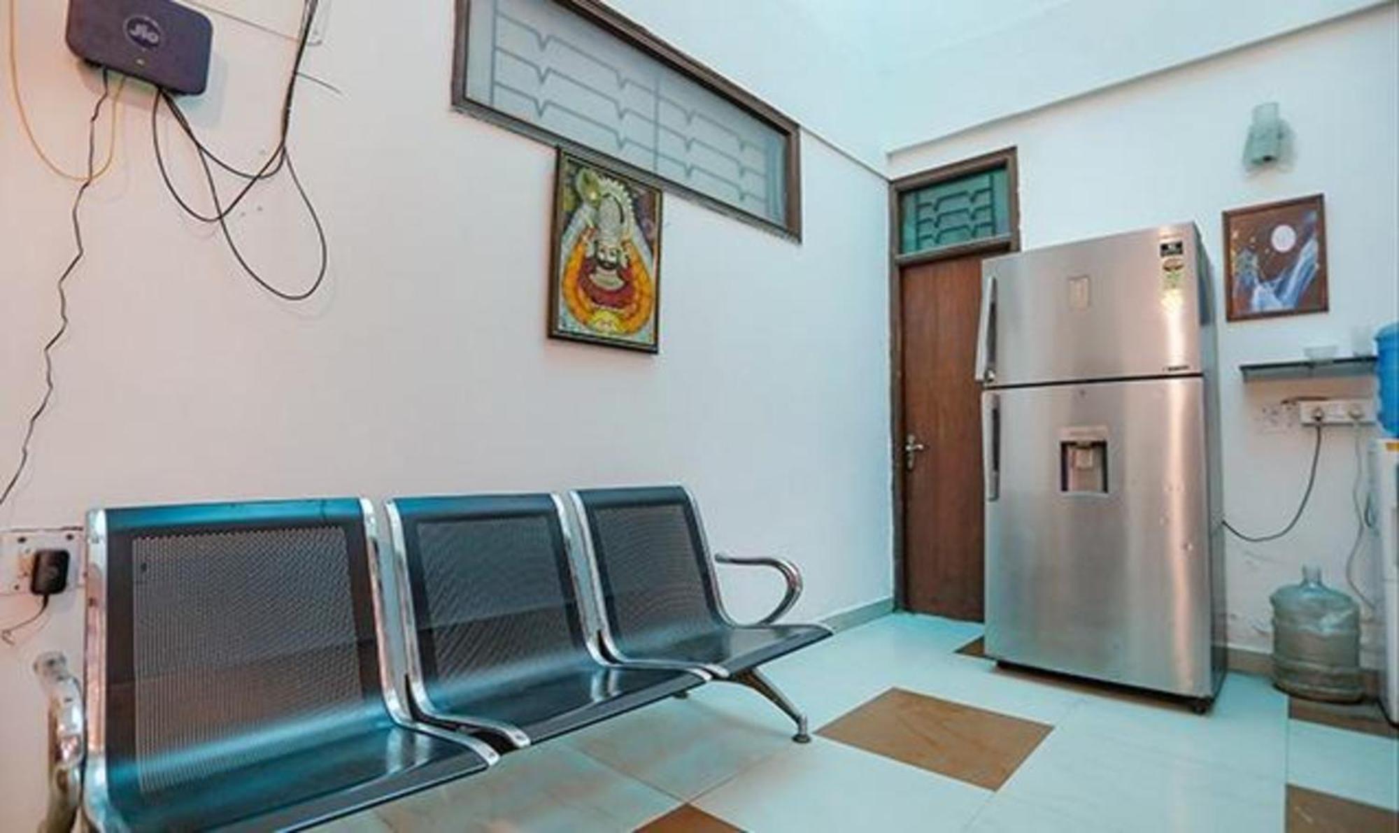 Fabexpress Ap International Hotel Noida Kültér fotó